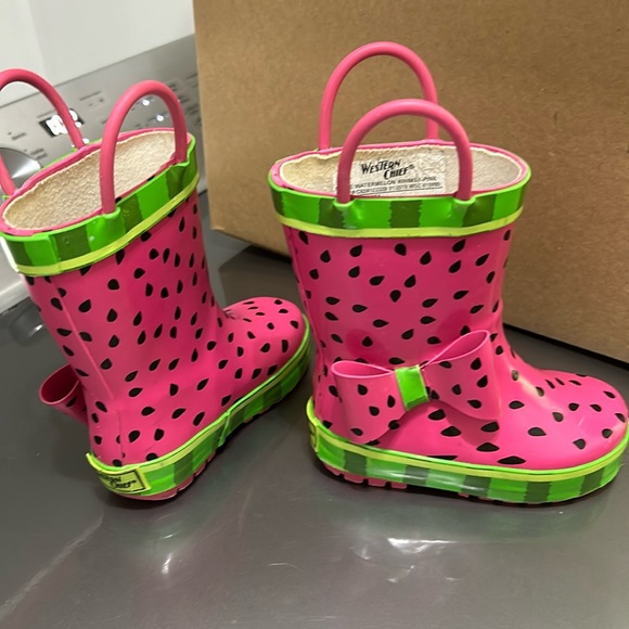 Western Chief Other - Girls 5/6 water snow rain boots watermelon seeds bows western chief